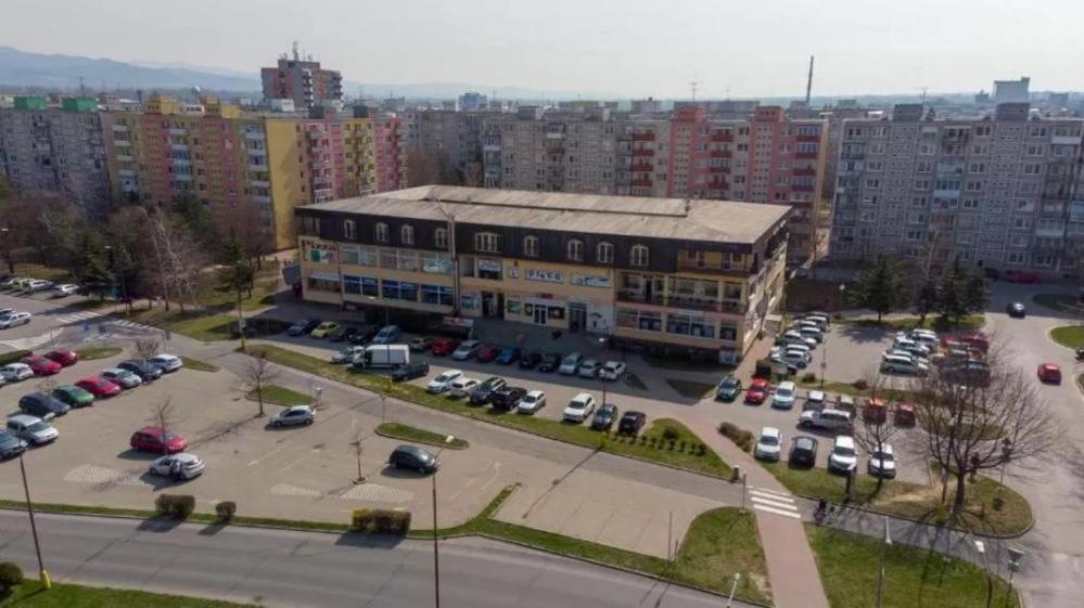 Hotel Diana Nové Mesto nad Váhom Eksteriør bilde
